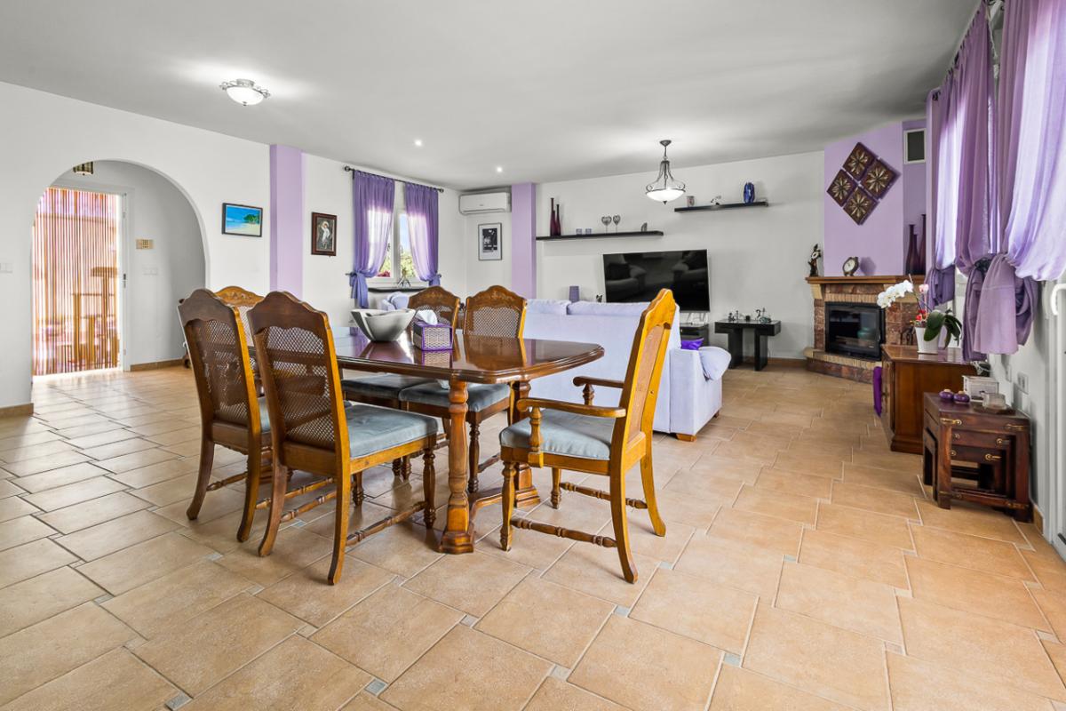 Villa in Algorfa, Alicante, Spain 3 bedrooms, 271 sq.m. No. 148931