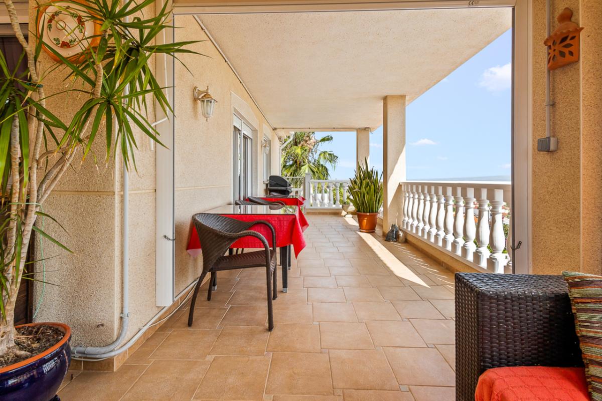 Villa in Algorfa, Alicante, Spain 3 bedrooms, 271 sq.m. No. 148931