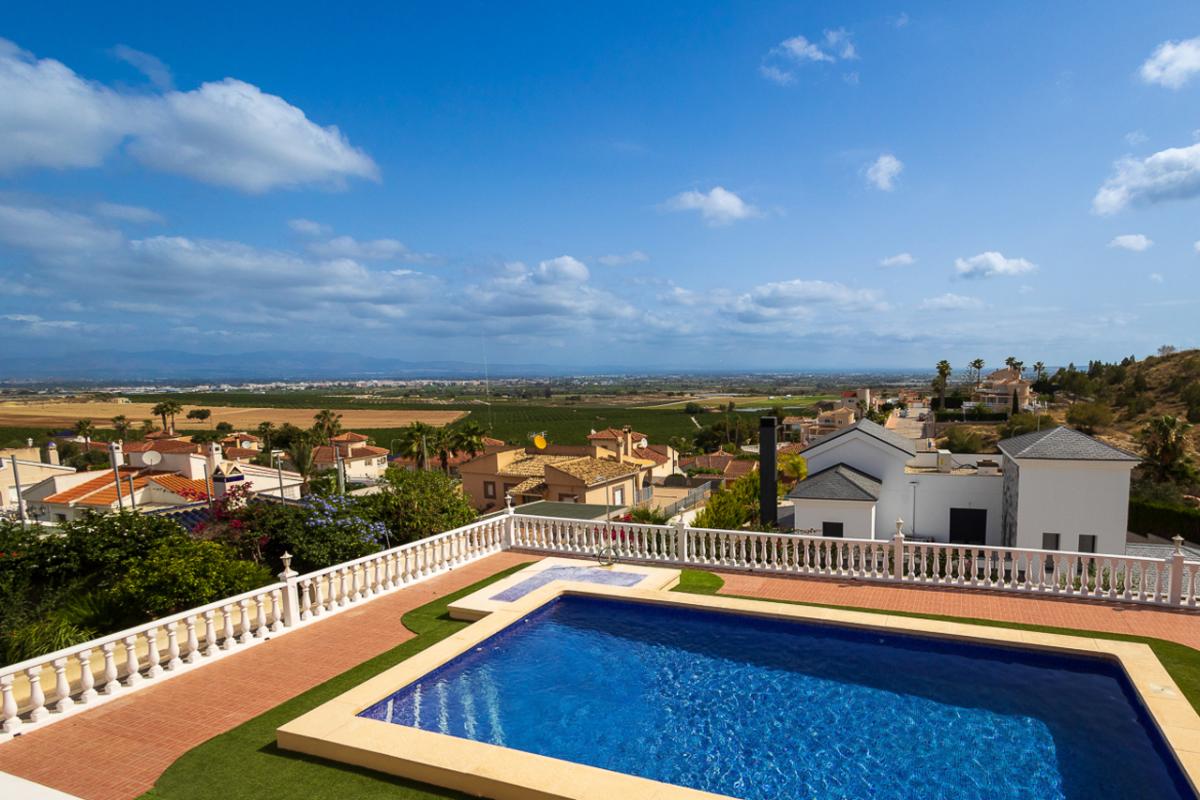 Villa in Algorfa, Alicante, Spain 3 bedrooms, 271 sq.m. No. 148931