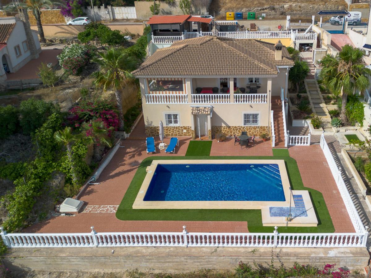 Villa in Algorfa, Alicante, Spain 3 bedrooms, 271 sq.m. No. 148931
