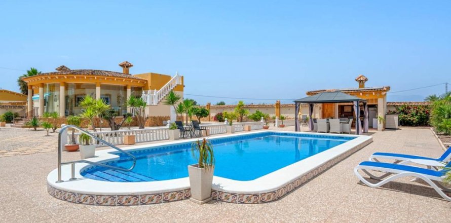 Finca Catral, Alicante, Espanja 3 makuuhuonetta, 153 m2 No. 148934