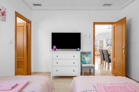 Finca myytävänä Catral, Alicante, Espanja, 3 makuuhuonetta, 153 m2 No. 148934 - kuva 17