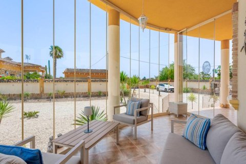 Finca myytävänä Catral, Alicante, Espanja, 3 makuuhuonetta, 153 m2 No. 148934 - kuva 18