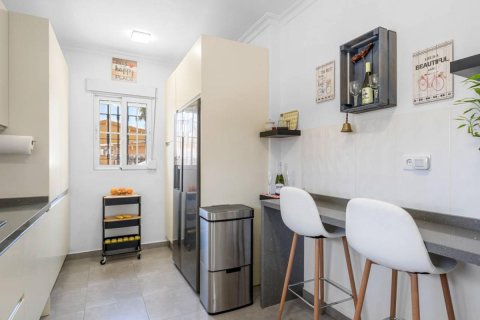 Finca myytävänä Catral, Alicante, Espanja, 3 makuuhuonetta, 153 m2 No. 148934 - kuva 3