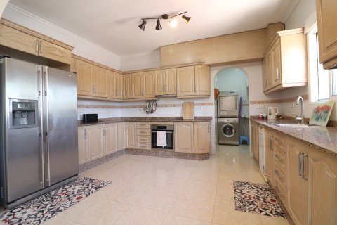 Finca for sale in Catral, Alicante, Spain 3 bedrooms, 235 sq.m. No. 146605 - photo 3