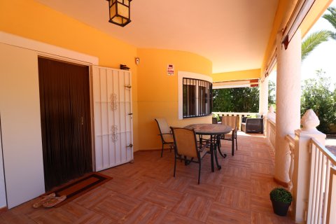 Finca for sale in Catral, Alicante, Spain 3 bedrooms, 235 sq.m. No. 146605 - photo 5