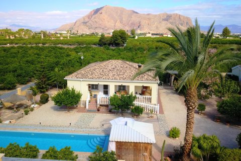 Finca i Orihuela, Alicante, Spanien 3 sovrum, 138 kvm. Nr. 146609