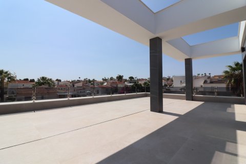 Villa for sale in Ciudad Quesada, Alicante, Spain 3 bedrooms, 311 sq.m. No. 146604 - photo 21