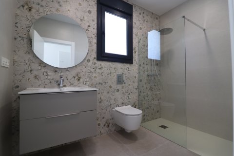 Villa for sale in Ciudad Quesada, Alicante, Spain 3 bedrooms, 311 sq.m. No. 146604 - photo 17