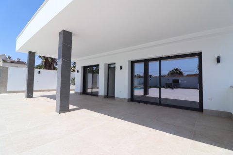 Villa for sale in Ciudad Quesada, Alicante, Spain 3 bedrooms, 311 sq.m. No. 146604 - photo 5