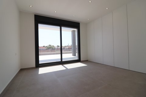 Villa for sale in Ciudad Quesada, Alicante, Spain 3 bedrooms, 311 sq.m. No. 146604 - photo 26