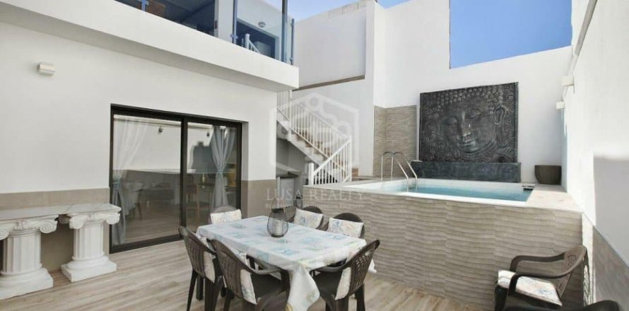 Villa i Armenime, Tenerife, Spanien 4 sovrum, 308 kvm. Nr. 141431