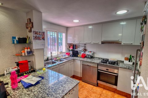 House for sale in Torres-Torres, Valencia, Spain 3 bedrooms, 121 sq.m. No. 193554 - photo 20