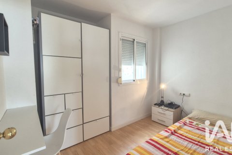 Duplex for sale in El Vendrell, Tarragona, Spain 2 bedrooms, 62 sq.m. No. 193555 - photo 28