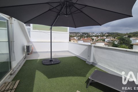 Duplex for sale in El Vendrell, Tarragona, Spain 2 bedrooms, 62 sq.m. No. 193555 - photo 4