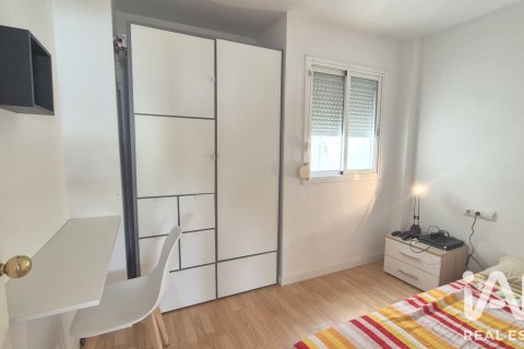 Duplex for sale in El Vendrell, Tarragona, Spain 2 bedrooms, 62 sq.m. No. 193555 - photo 29
