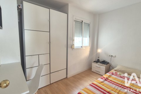 Duplex for sale in El Vendrell, Tarragona, Spain 2 bedrooms, 62 sq.m. No. 193555 - photo 27