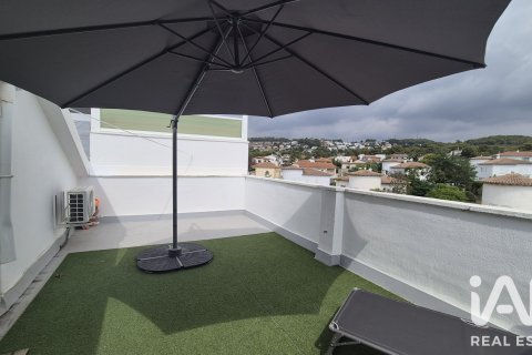 Duplex for sale in El Vendrell, Tarragona, Spain 2 bedrooms, 62 sq.m. No. 193555 - photo 3