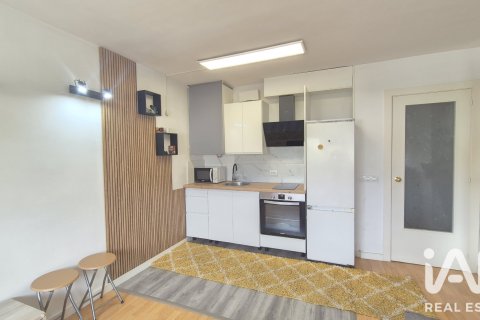 Duplex for sale in El Vendrell, Tarragona, Spain 2 bedrooms, 62 sq.m. No. 193555 - photo 13