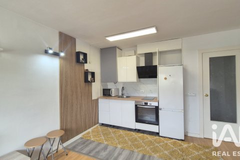 Duplex for sale in El Vendrell, Tarragona, Spain 2 bedrooms, 62 sq.m. No. 193555 - photo 15