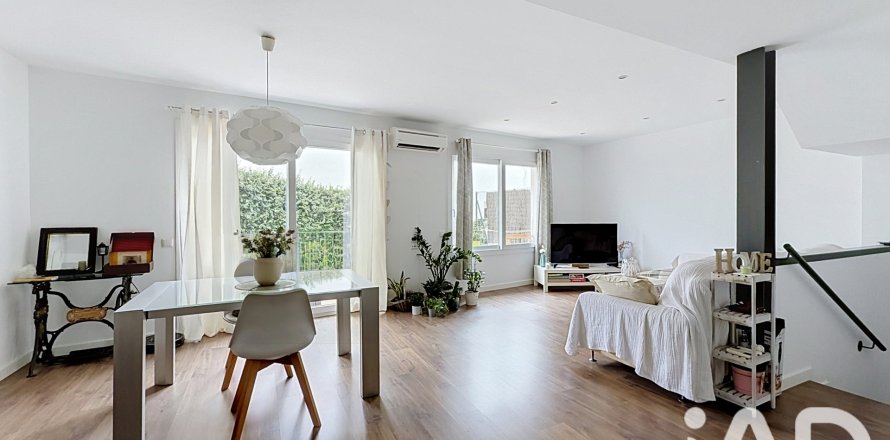Duplex a Alella, Barcelona, Spagna 3 camere da letto, 142 mq. N° 193551