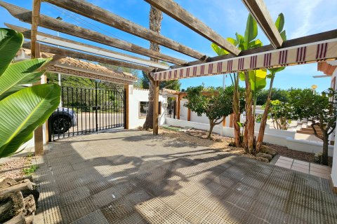 Villa for sale in Alicante, Spain 4 bedrooms, 185 sq.m. No. 164368 - photo 21