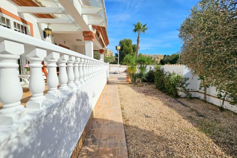 Villa for sale in Alicante, Spain 4 bedrooms, 185 sq.m. No. 164368 - photo 13