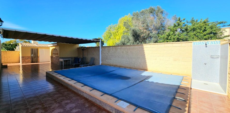 Villa in San Fulgencio, Alicante, Spain 3 bedrooms, 141 sq.m. No. 164367