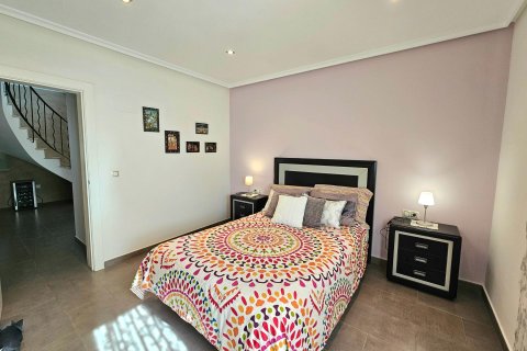 Villa for sale in San Fulgencio, Alicante, Spain 3 bedrooms, 141 sq.m. No. 164367 - photo 24