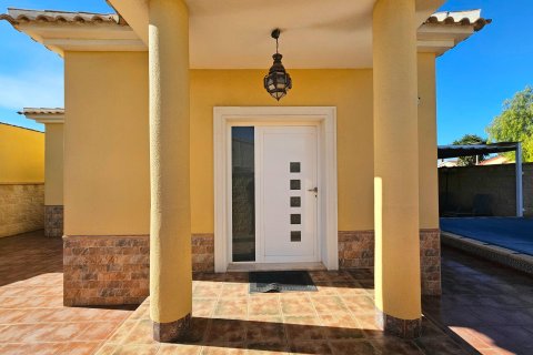 Villa for sale in San Fulgencio, Alicante, Spain 3 bedrooms, 141 sq.m. No. 164367 - photo 5