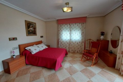 Villa for sale La Veleta, Alicante, Spain 5 bedrooms, 600 sq.m. No. 116633 - photo 9