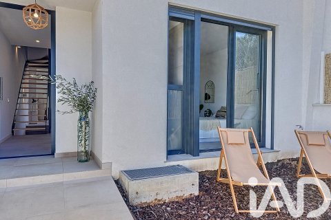 Kamienica w Sant Pere de Ribes, Barcelona, Hiszpania 4 sypialnie, 207 mkw. nr 152847 – zdjęcie 25