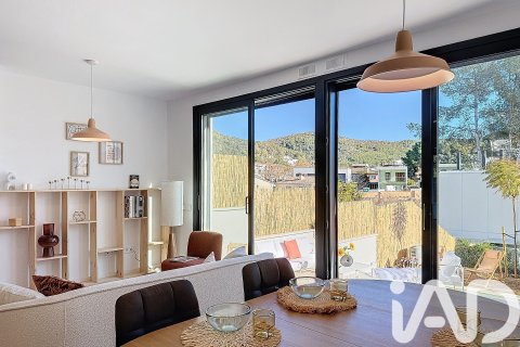 Kamienica w Sant Pere de Ribes, Barcelona, Hiszpania 4 sypialnie, 207 mkw. nr 152847 – zdjęcie 5