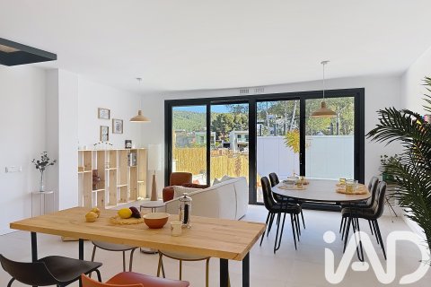 Kamienica w Sant Pere de Ribes, Barcelona, Hiszpania 4 sypialnie, 207 mkw. nr 152847 – zdjęcie 3