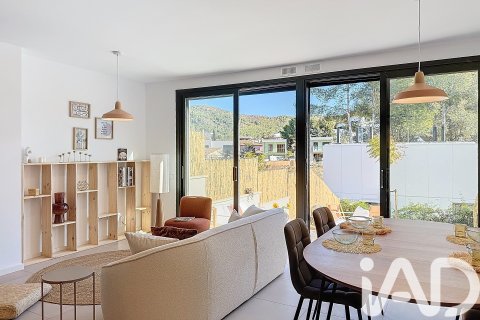 Kamienica w Sant Pere de Ribes, Barcelona, Hiszpania 4 sypialnie, 207 mkw. nr 152847 – zdjęcie 8