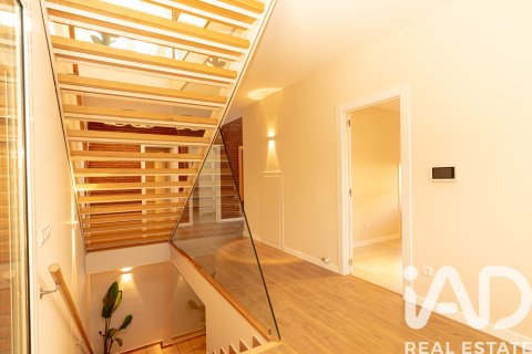 Talo myytävänä Sant Cugat Del Valles, Barcelona, Espanja, 6 makuuhuonetta, 1000 m2 No. 152845 - kuva 19