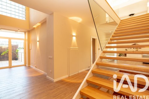 Talo myytävänä Sant Cugat Del Valles, Barcelona, Espanja, 6 makuuhuonetta, 1000 m2 No. 152845 - kuva 18