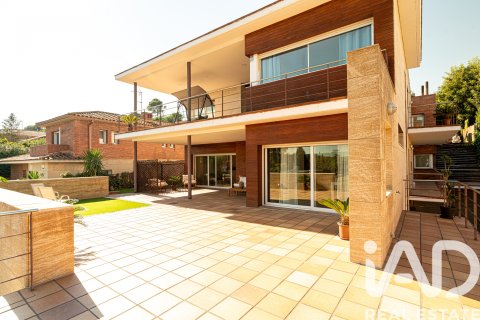 Talo myytävänä Sant Cugat Del Valles, Barcelona, Espanja, 6 makuuhuonetta, 1000 m2 No. 152845 - kuva 14