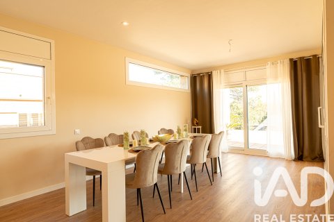 Talo myytävänä Sant Cugat Del Valles, Barcelona, Espanja, 6 makuuhuonetta, 1000 m2 No. 152845 - kuva 7