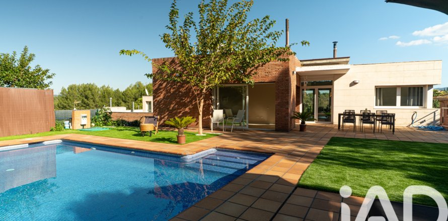 Talo Sant Cugat Del Valles, Barcelona, Espanja 6 makuuhuonetta, 1000 m2 No. 152845