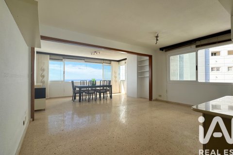 Apartment à vendre à Benidorm, Alicante, Espagne, 3 chambres, 132 m2 No. 152843 - photo 3