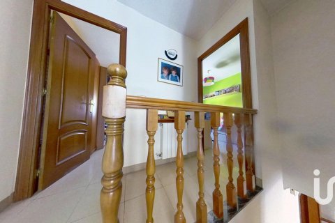 House à vendre à Sabadell, Barcelona, Espagne, 4 chambres, 93 m2 No. 153014 - photo 24