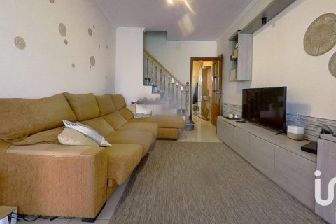 House à vendre à Sabadell, Barcelona, Espagne, 4 chambres, 93 m2 No. 153014 - photo 2