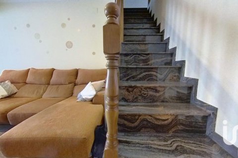 House à vendre à Sabadell, Barcelona, Espagne, 4 chambres, 93 m2 No. 153014 - photo 23