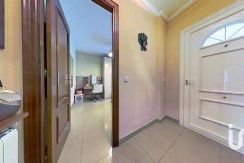 House à vendre à Sabadell, Barcelona, Espagne, 4 chambres, 93 m2 No. 153014 - photo 18