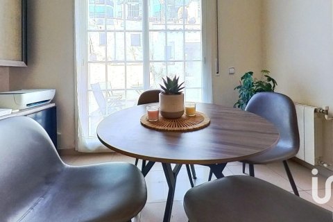 House à vendre à Sabadell, Barcelona, Espagne, 4 chambres, 93 m2 No. 153014 - photo 4