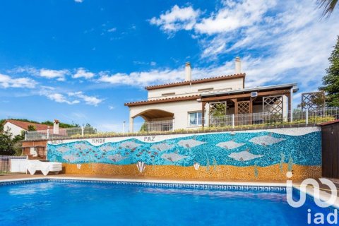 Hus till salu i Macanet De La Selva, Girona, Spanien 5 sovrum, 346 kvm. Nr. 153011 - foto 5