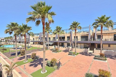 Penthouse in Torre de la Horadada, Alicante, Spain 3 bedrooms, 108 sq.m. No. 168244