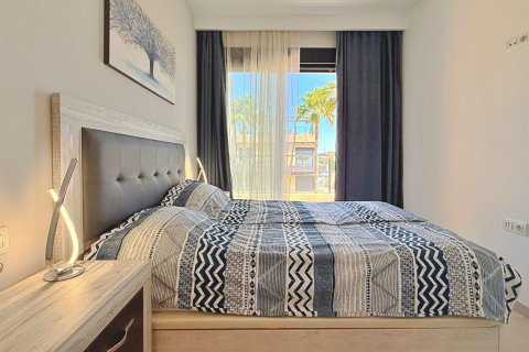 Penthouse w Torre de la Horadada, Alicante, Hiszpania 3 sypialnie, 108 mkw. nr 168244 – zdjęcie 16