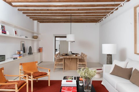 Apartament w Barcelona, Hiszpania 3 sypialnie, nr 141048 – zdjęcie 2